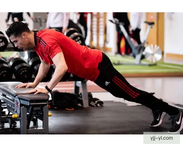 曼联周三收假重训备战埃弗顿决